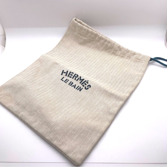 Hermes Le Bain Cinch Bag - Picture 2 of 6